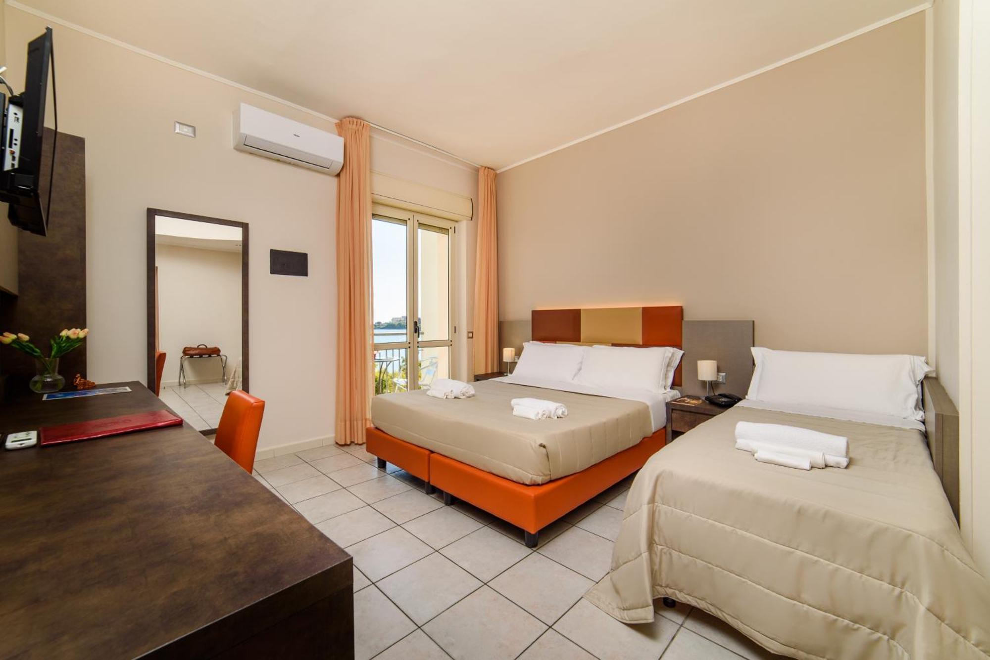Hotel Tirreno Сапри Экстерьер фото