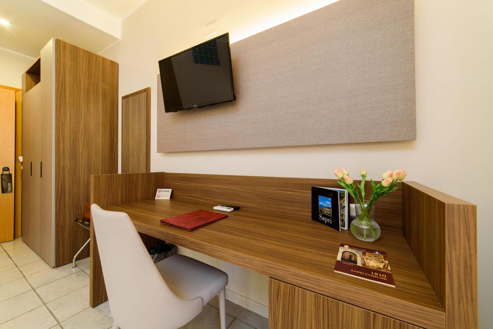 Hotel Tirreno Сапри Экстерьер фото