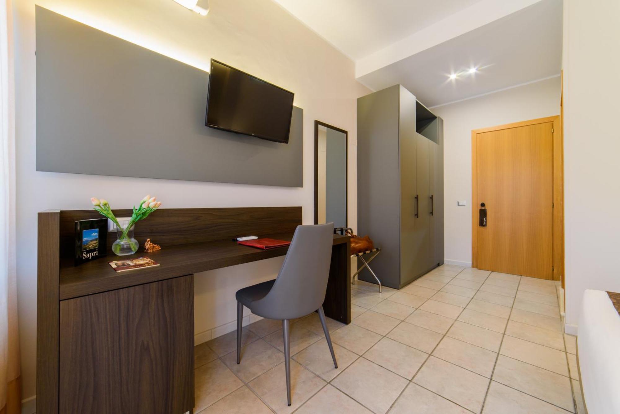 Hotel Tirreno Сапри Экстерьер фото