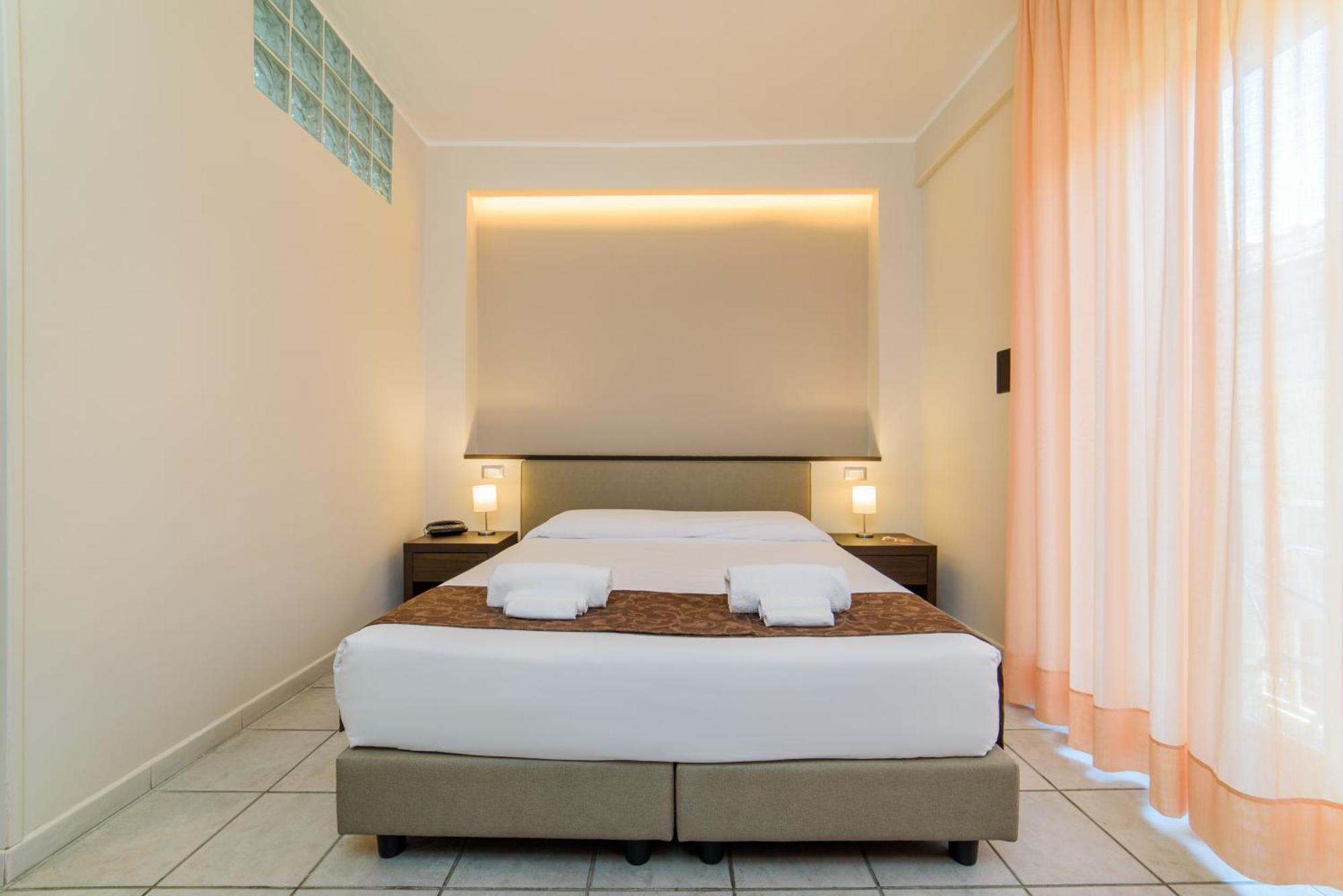 Hotel Tirreno Сапри Экстерьер фото