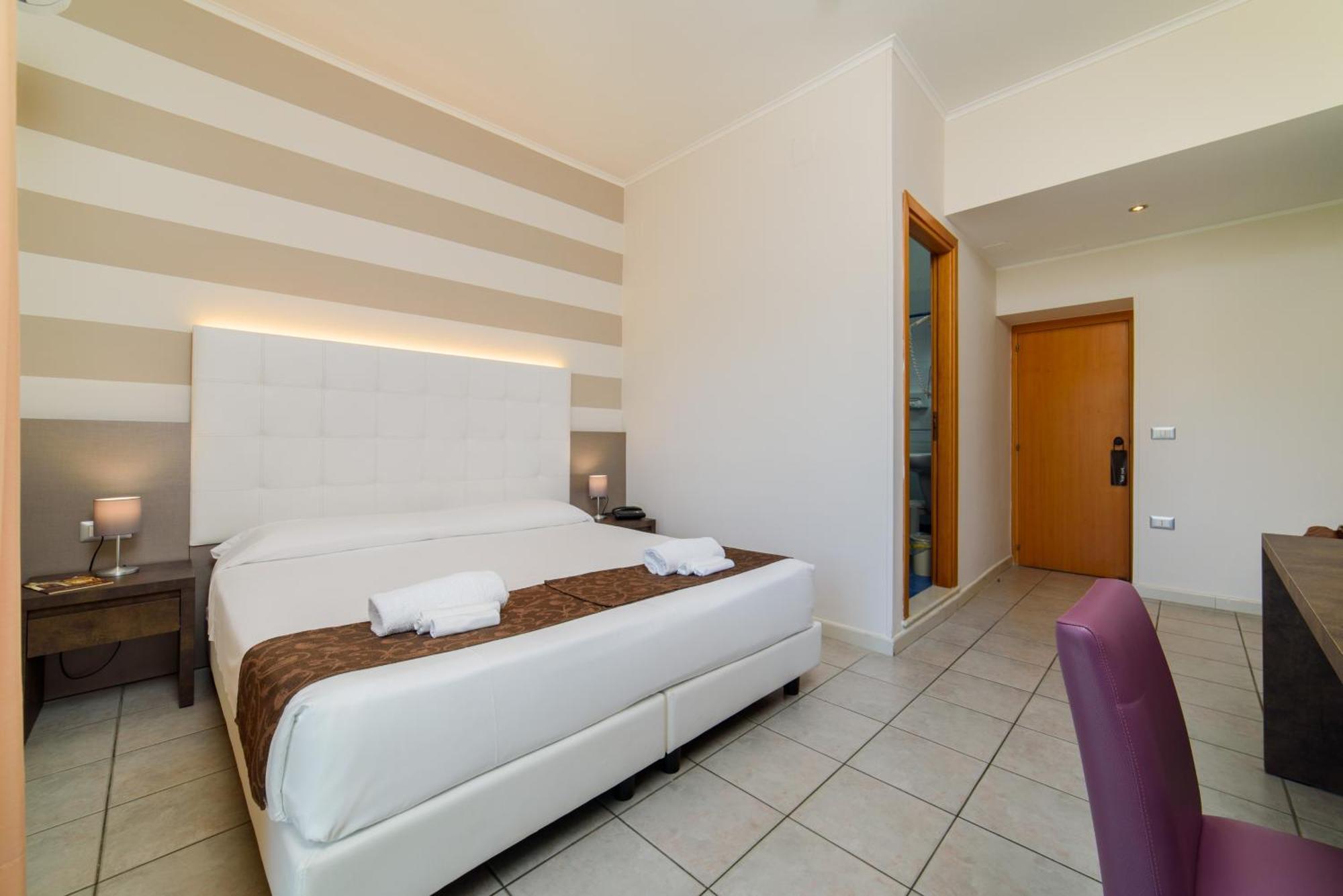 Hotel Tirreno Сапри Экстерьер фото