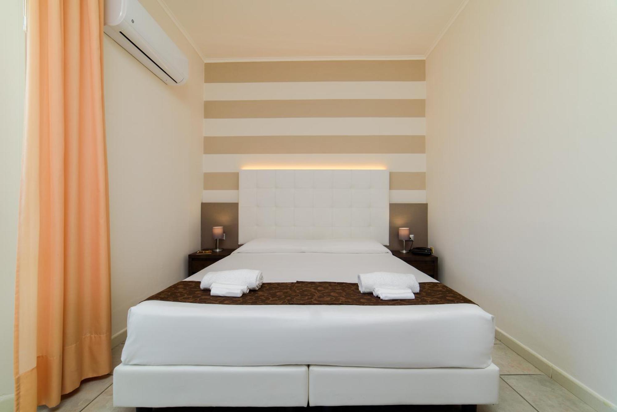 Hotel Tirreno Сапри Экстерьер фото