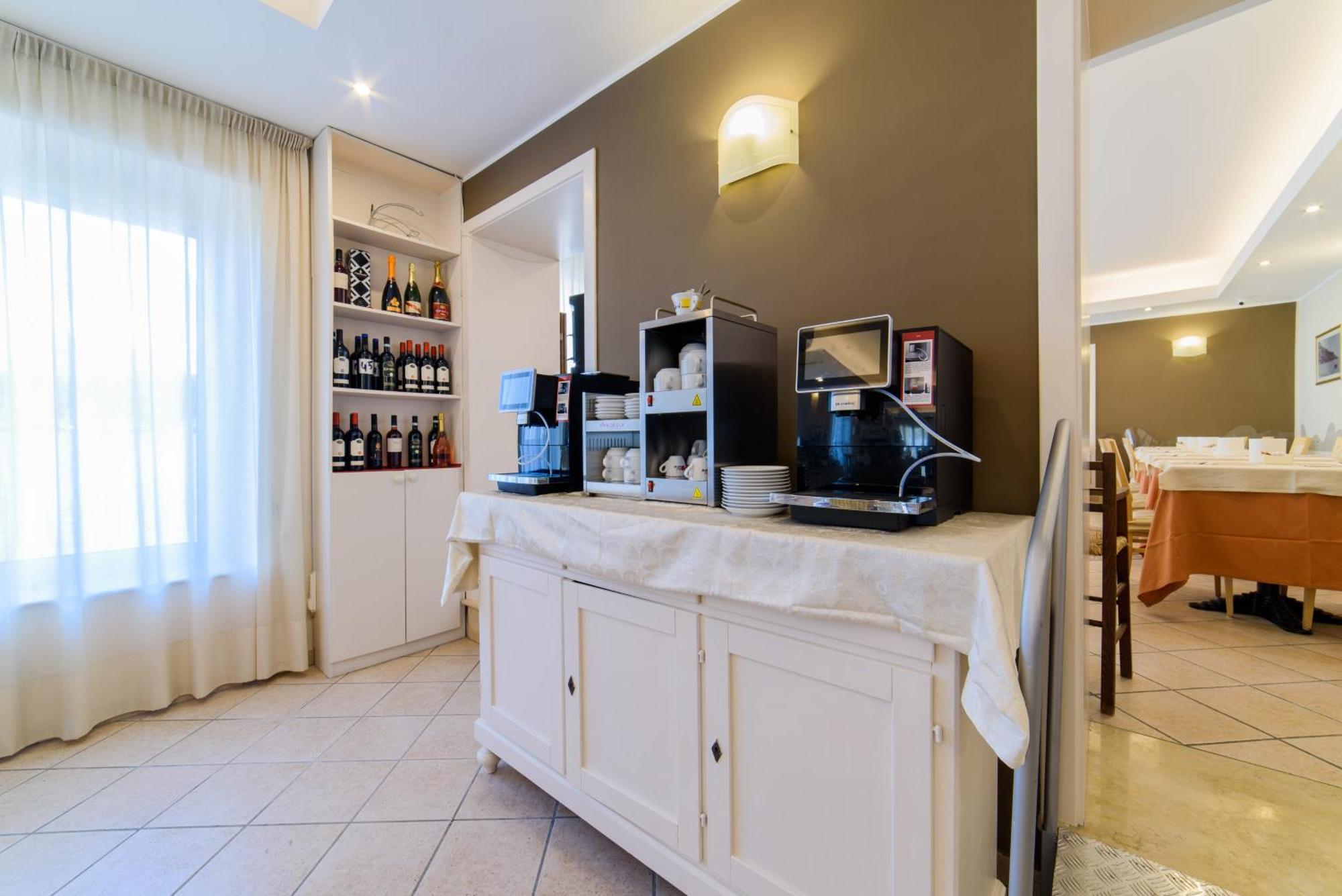 Hotel Tirreno Сапри Экстерьер фото