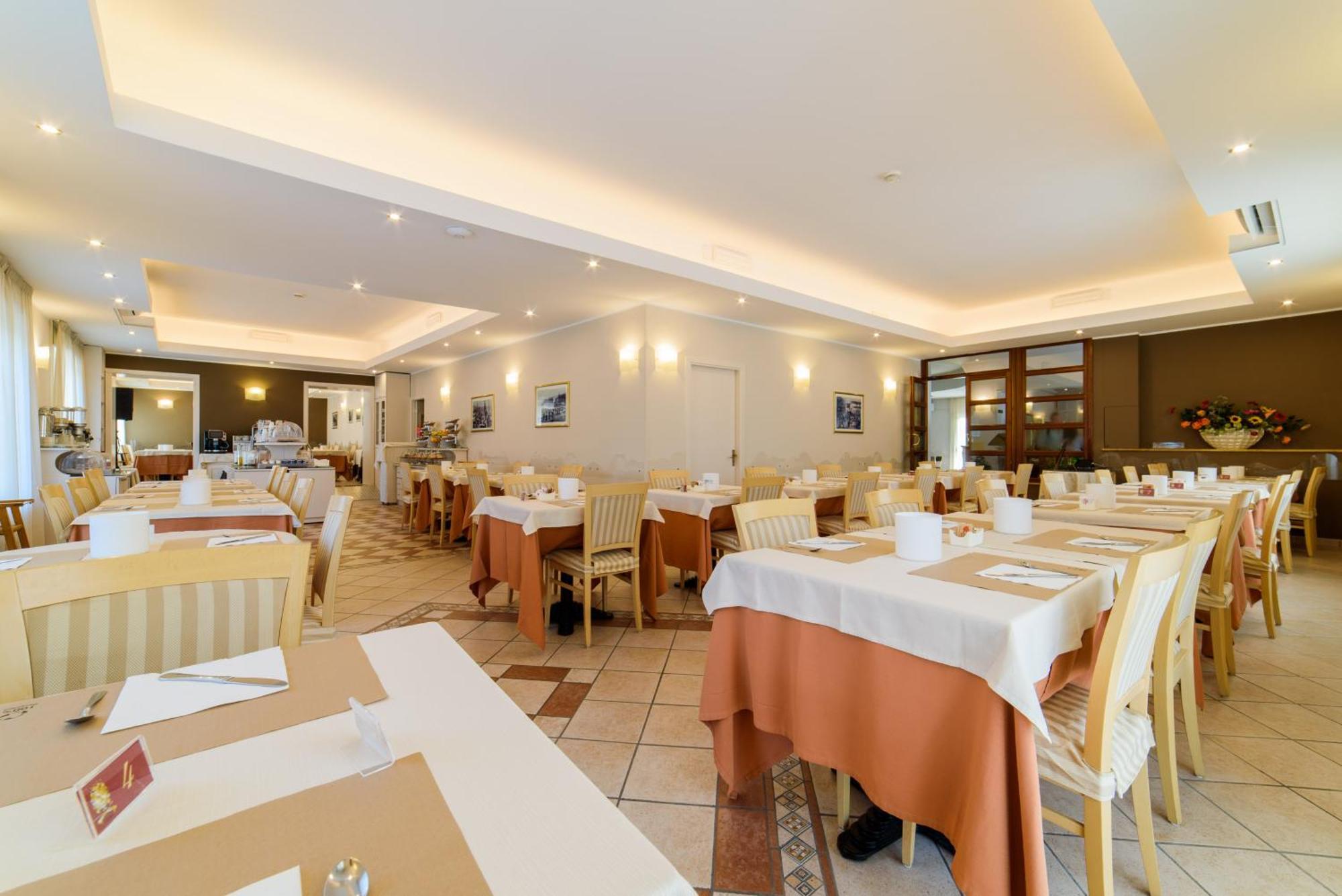 Hotel Tirreno Сапри Экстерьер фото