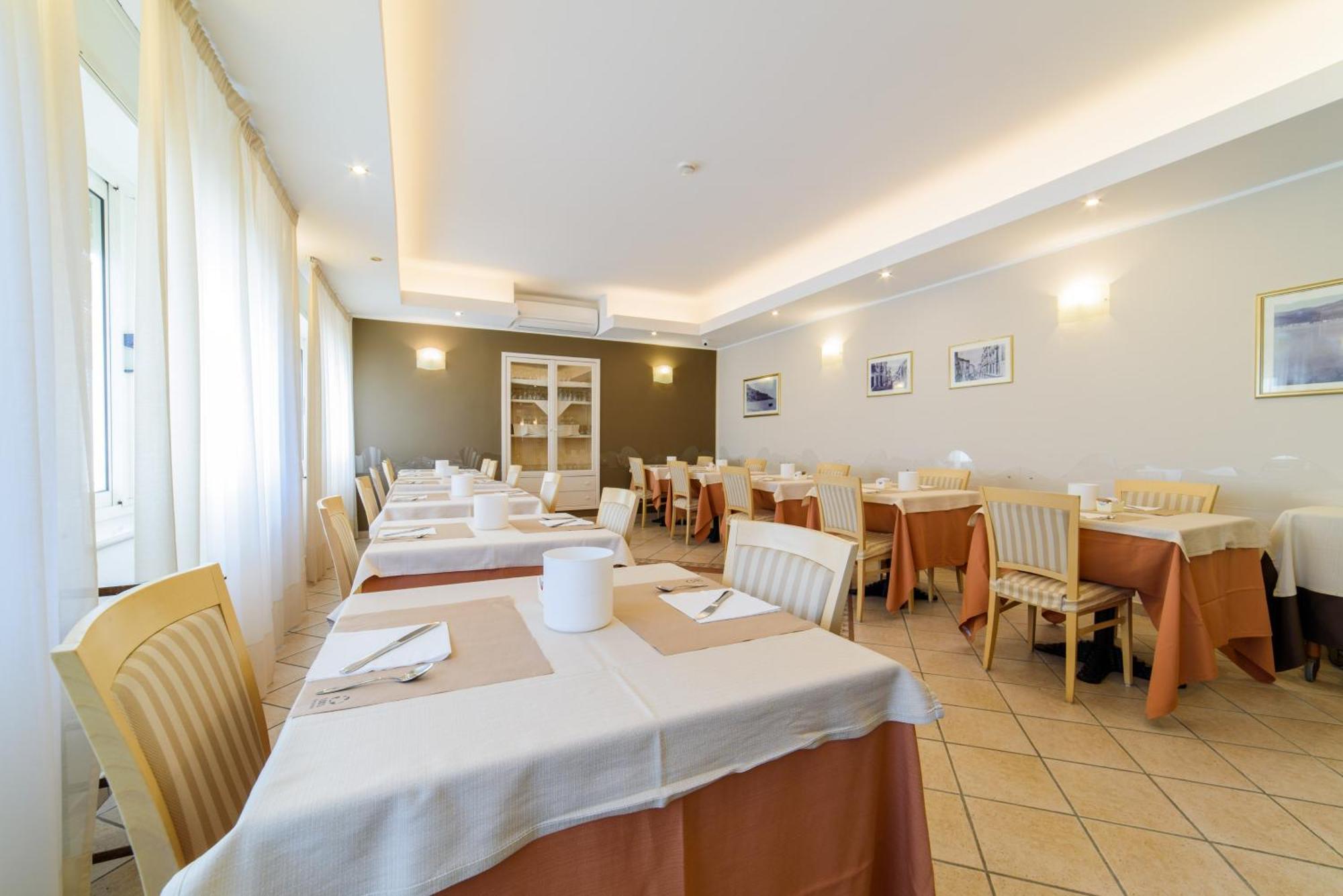 Hotel Tirreno Сапри Экстерьер фото