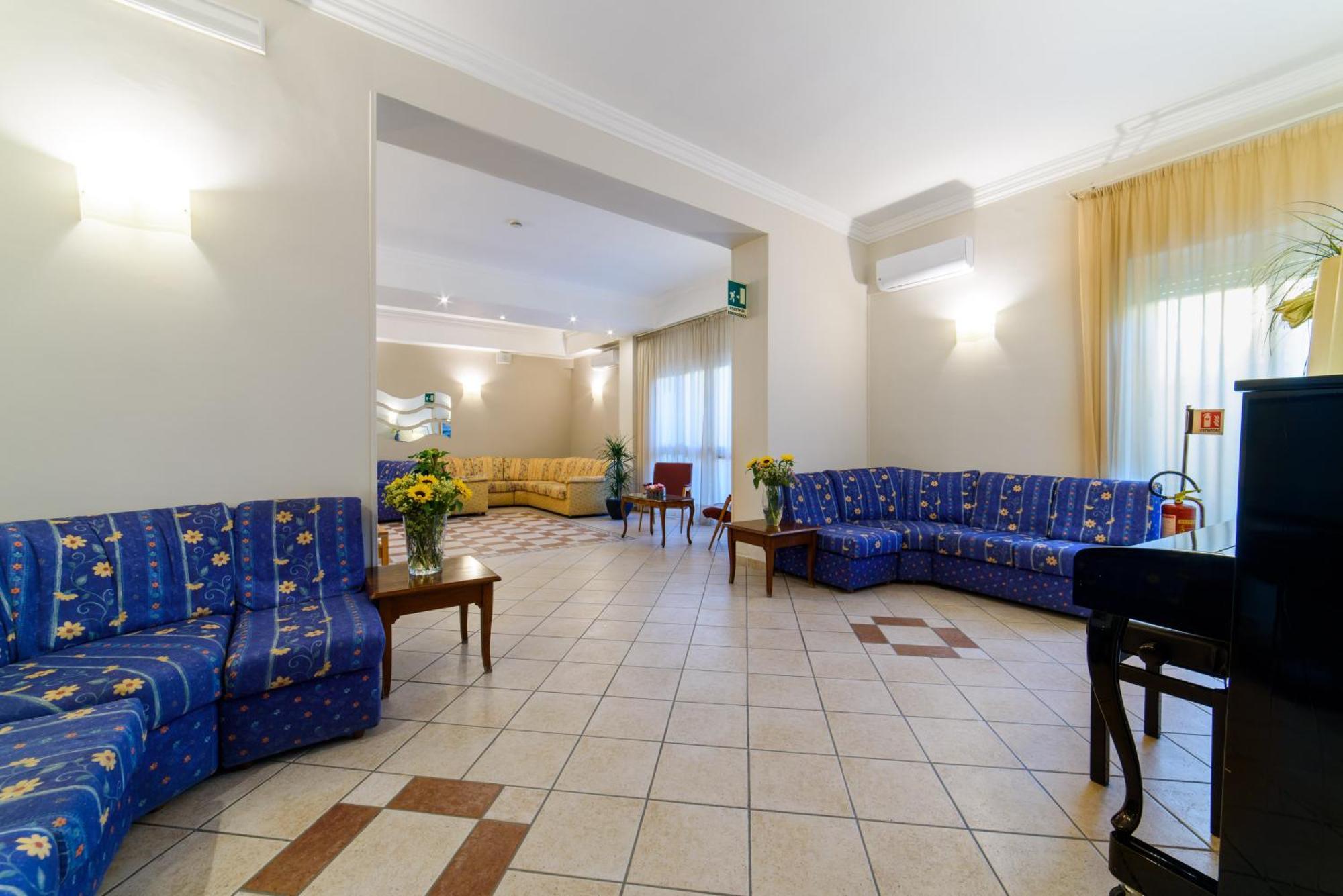 Hotel Tirreno Сапри Экстерьер фото